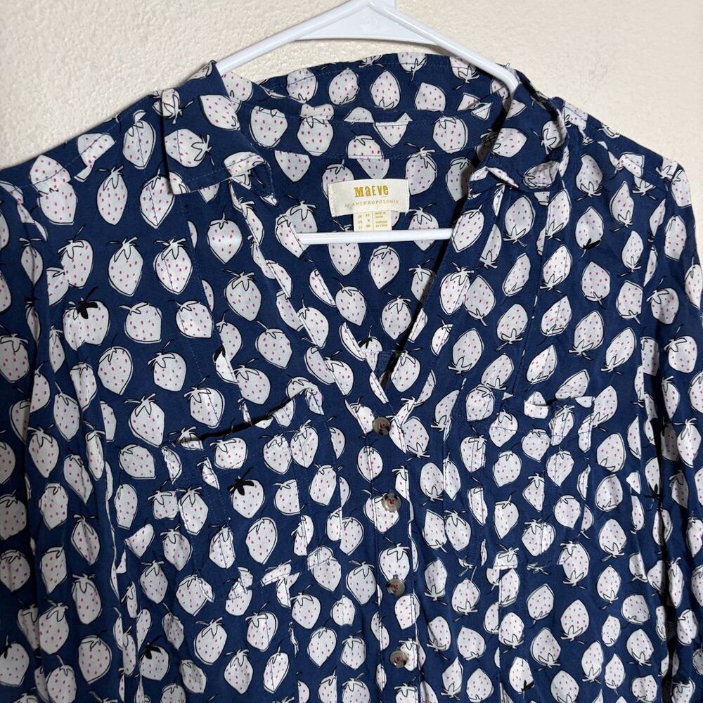 Maeve by Anthropologie Shirt Women's 8 Blue Button Down Strawberry Printed Top - Picture 3 of 8